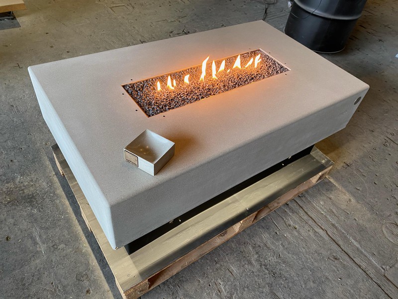 custom-concrete-outdoor-gas-fire-pit - FINISHED