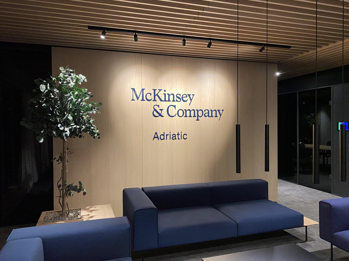 McKinsey & Company Aluminum Logotype