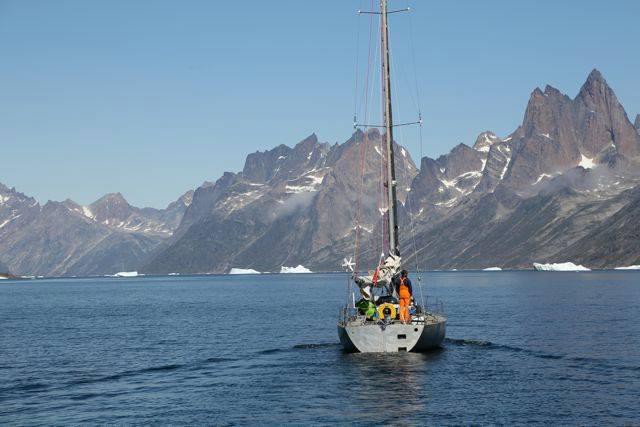 Photos from sailing on Greenland