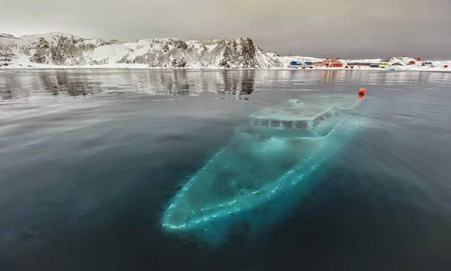 Photos from sailing on Greenland