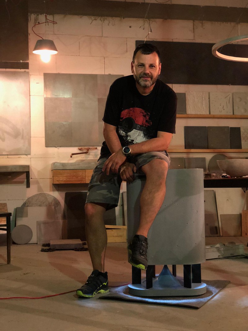 ZWQ 360 Concrete Garden Speaker