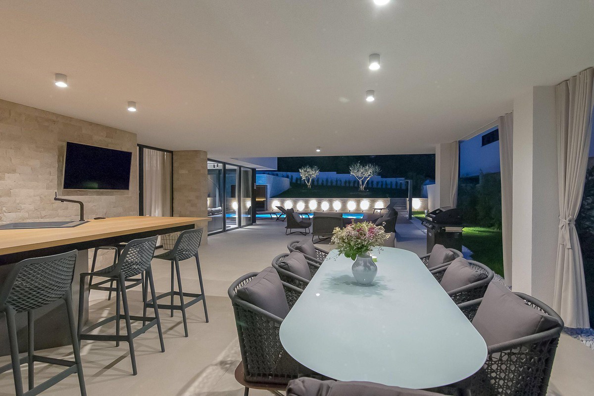 Outdoor concrete kitchen  - PHOTO BY OWNER