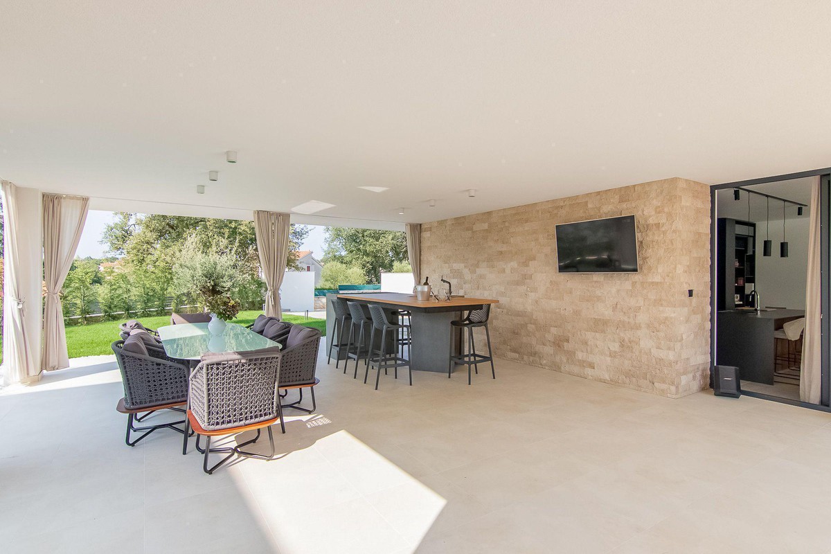 Outdoor concrete kitchen  - PHOTO BY OWNER