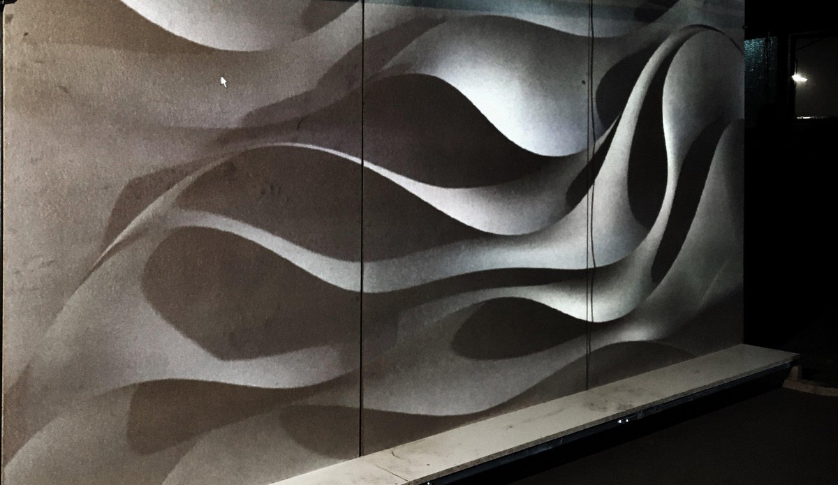 Projection of waves on a mold background